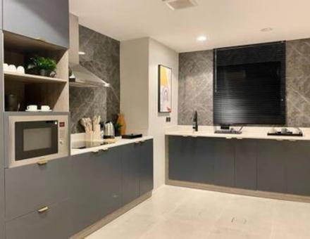 C Living - 3 Bedroom Apartment
