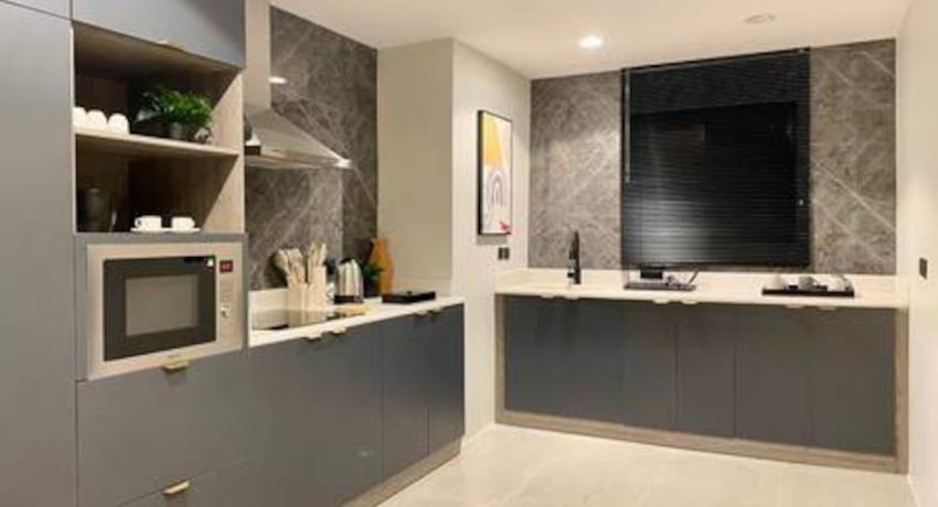 C Living - 3 Bedroom Apartment